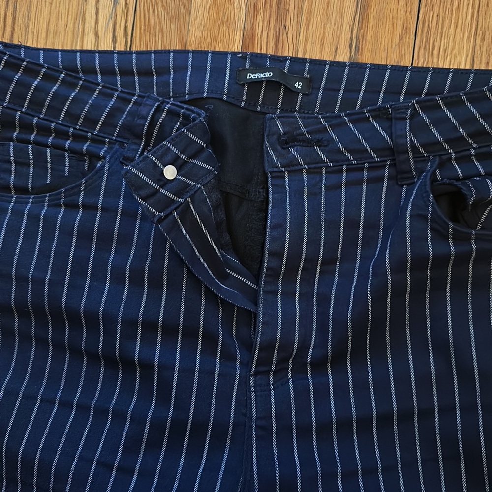De facto Stripe Pants